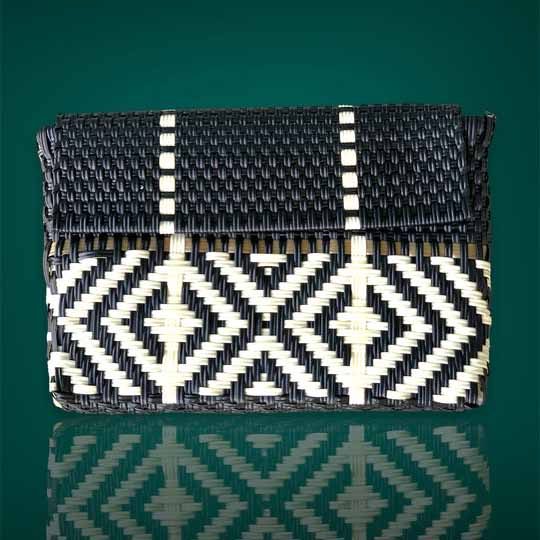 Seashore Clutch